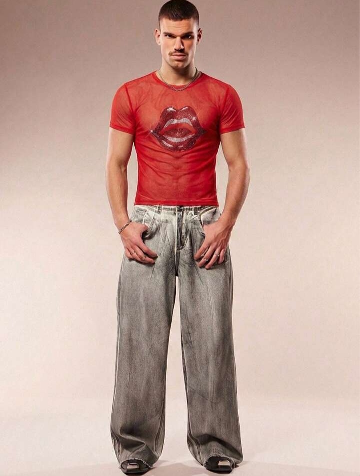 Men's Rhinestone Lip Print Round Neck Short Sleeve T-Shirt